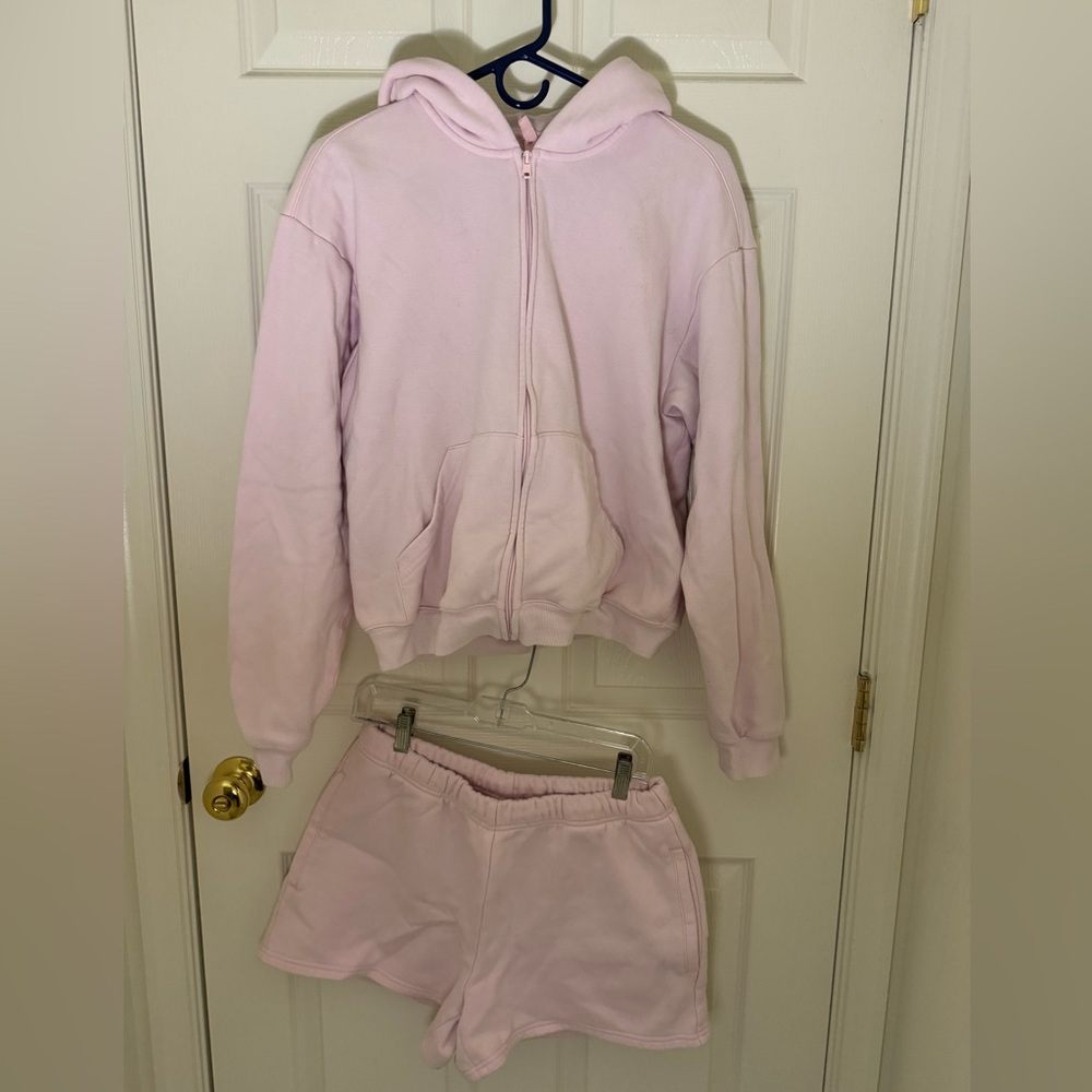 Skims Cherry Blossom Sweatset